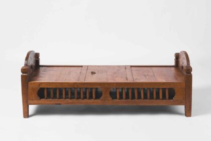 Mesa Cuna de Castaño de Navarra